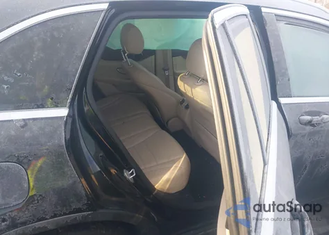 2016 Mercedes-Benz Glc 300 z USA, uszkodzony, nr VIN WDC0G4JBXGF036332